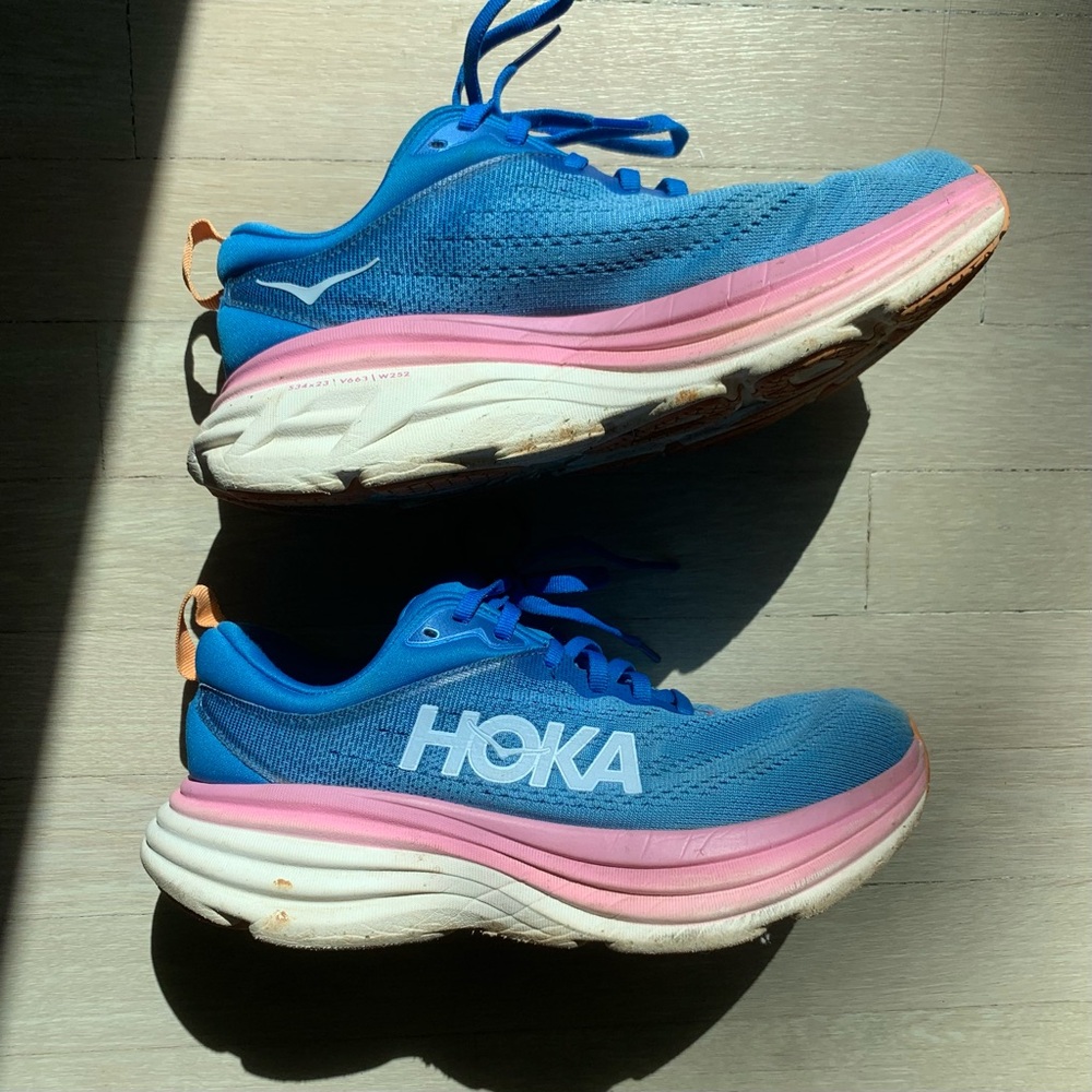Hoka Wide 7D
